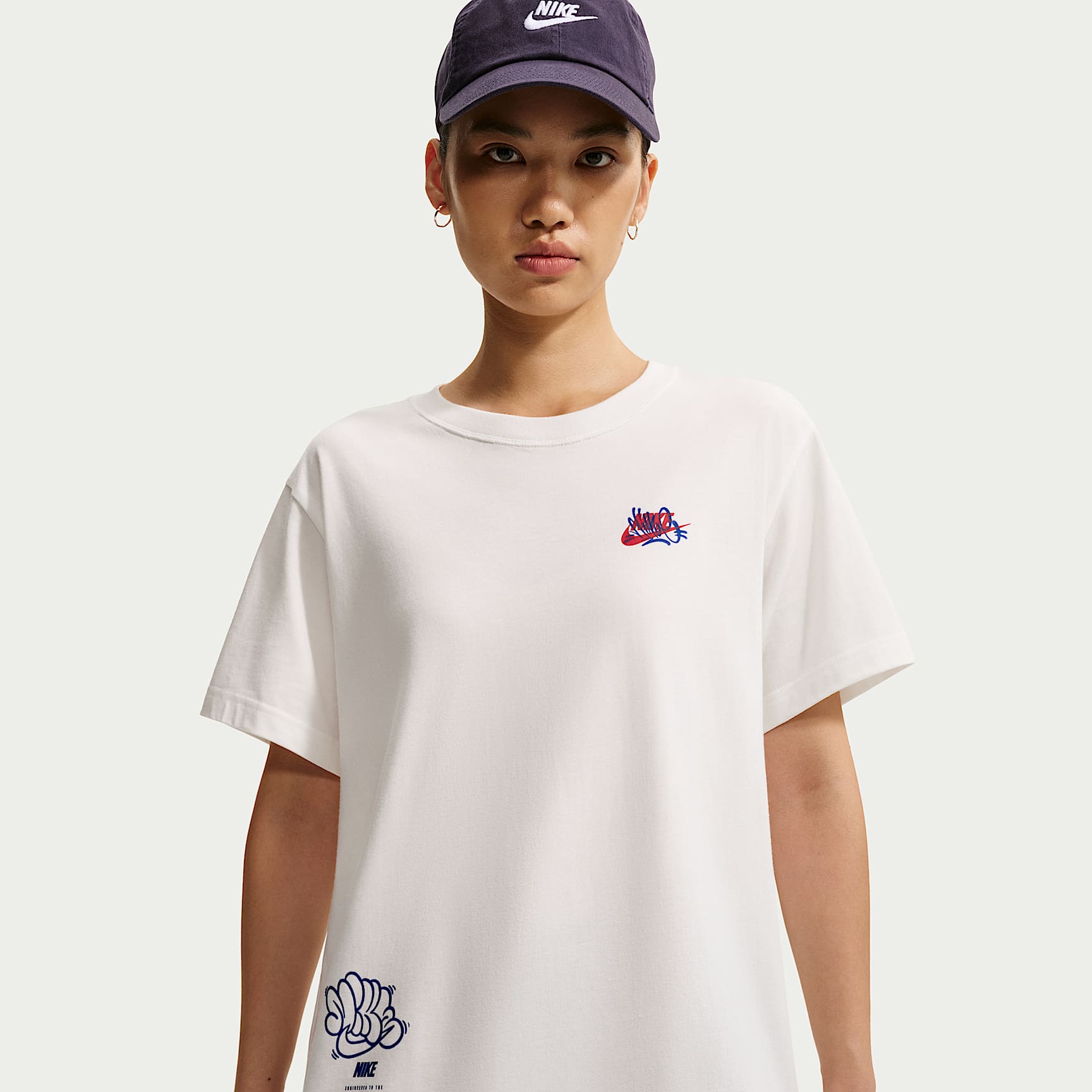 Nike Sportswear Classic Women's Oversized T-Shirt. Nike ID